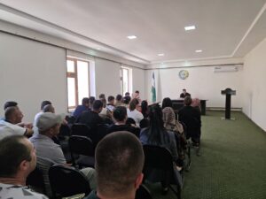 Кармана туманида ўтказилган сайёр суд ҳамда ҳуқуқий тарғибот тадбири тафсилотлари